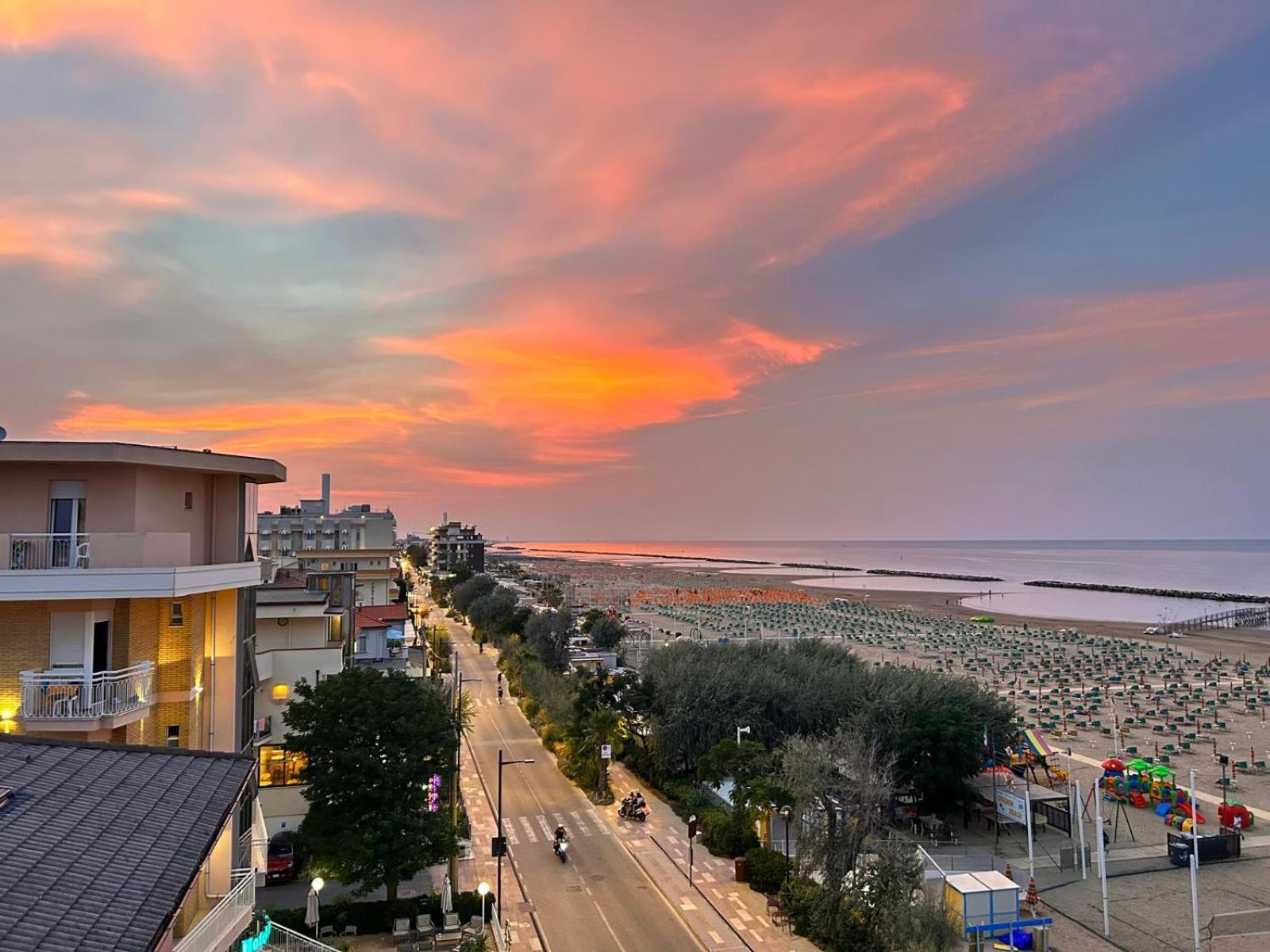 Hotel Sacramora Rimini Dış mekan fotoğraf